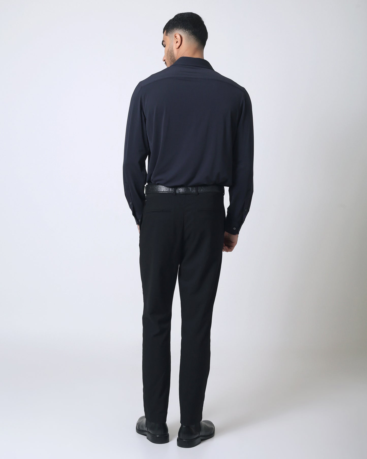 Quieti Modern Fit, Black Stretch Solid dobby texture, Long Sleeve Knit Shirt in Woven style