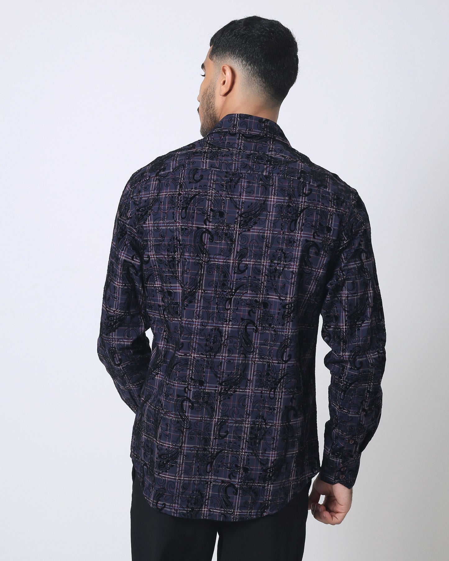 Quieti Modern Fit, Navy Solid dobby texture, Long Sleeve Knit Shirt in Woven style