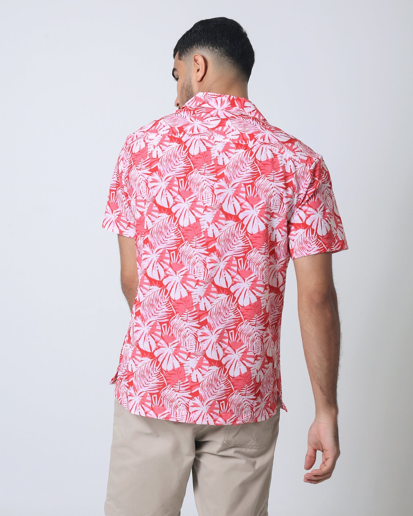 Quieti Performance Red Leaf print, Short Sleeve Perforated Woven Shirt