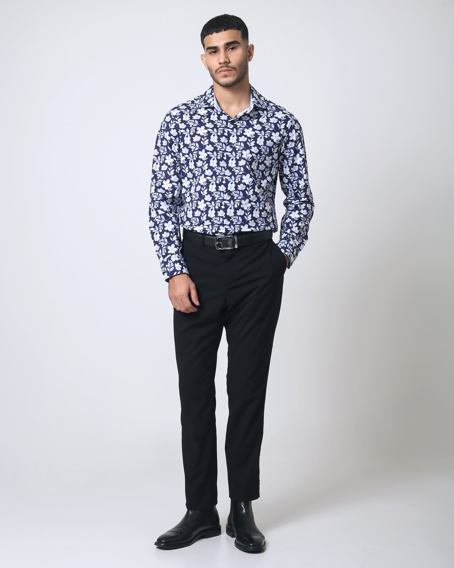 Quieti Modern Fit, Navy Floral print, Long Sleeve Knit Shirt in Woven style