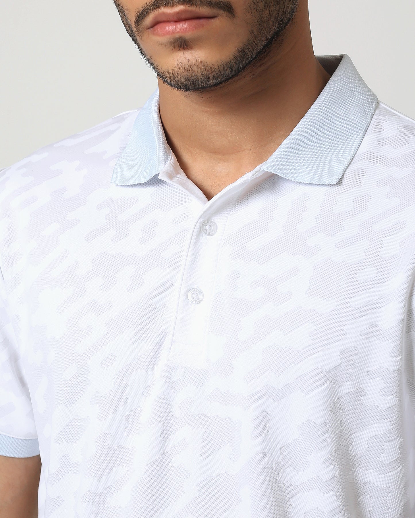 Quieti Performance Regular Fit, Solid White double jacquard Knit, 3 button Polo