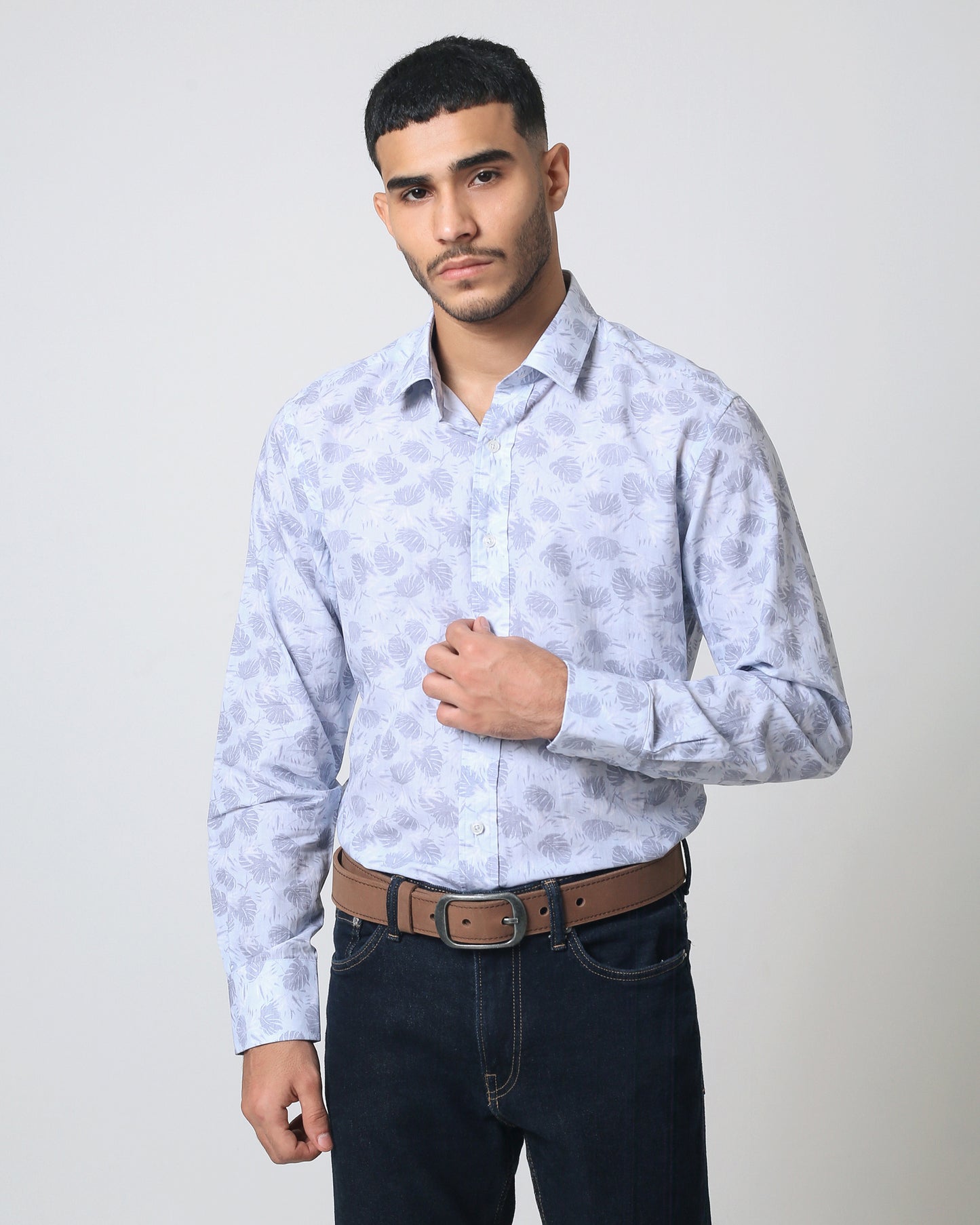 Quieti Modern Fit, Light Blue Floral Print, Long Sleeve Woven Shirt