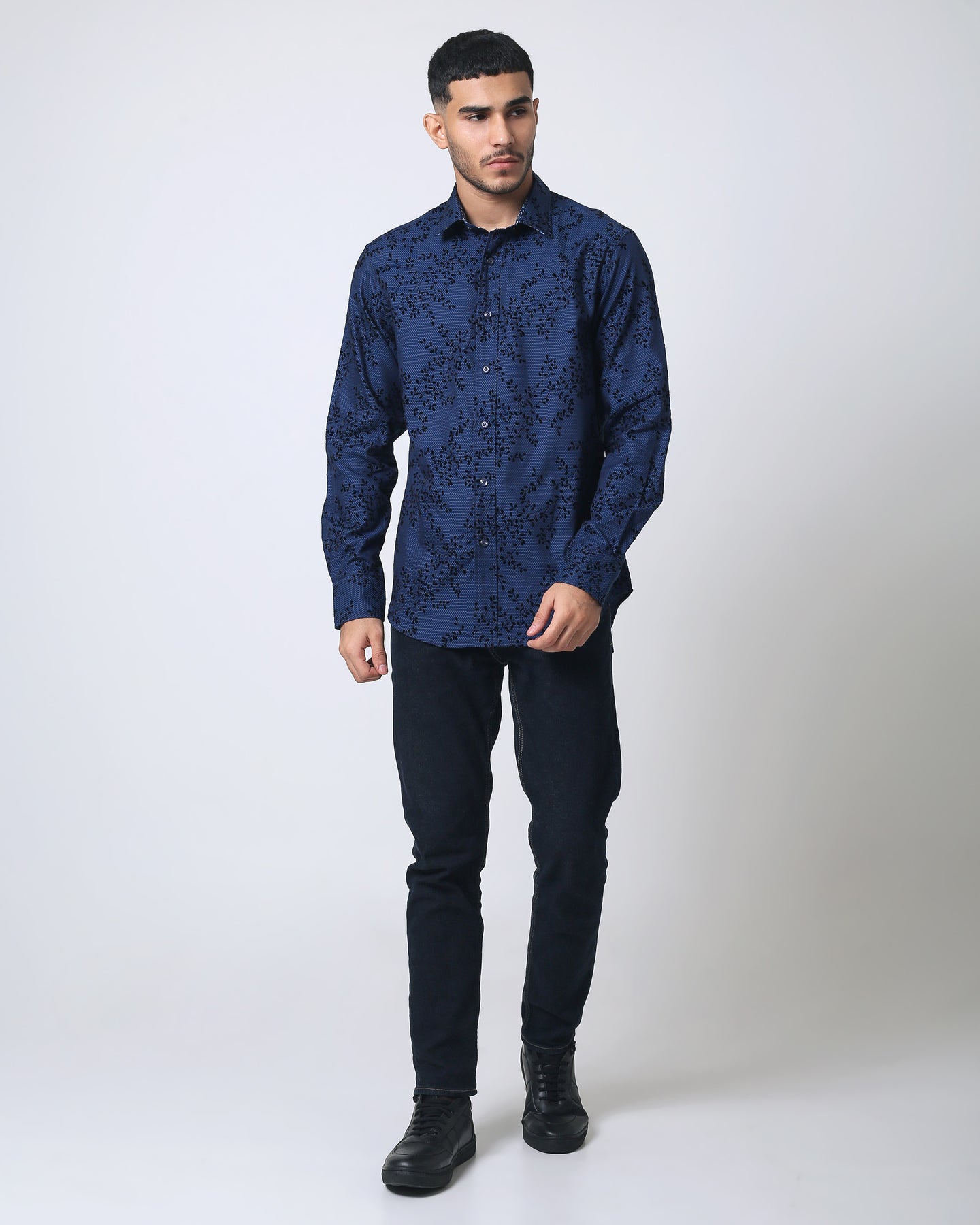 Quieti Blue Flock Print, Long Sleeve stretch Woven Shirt